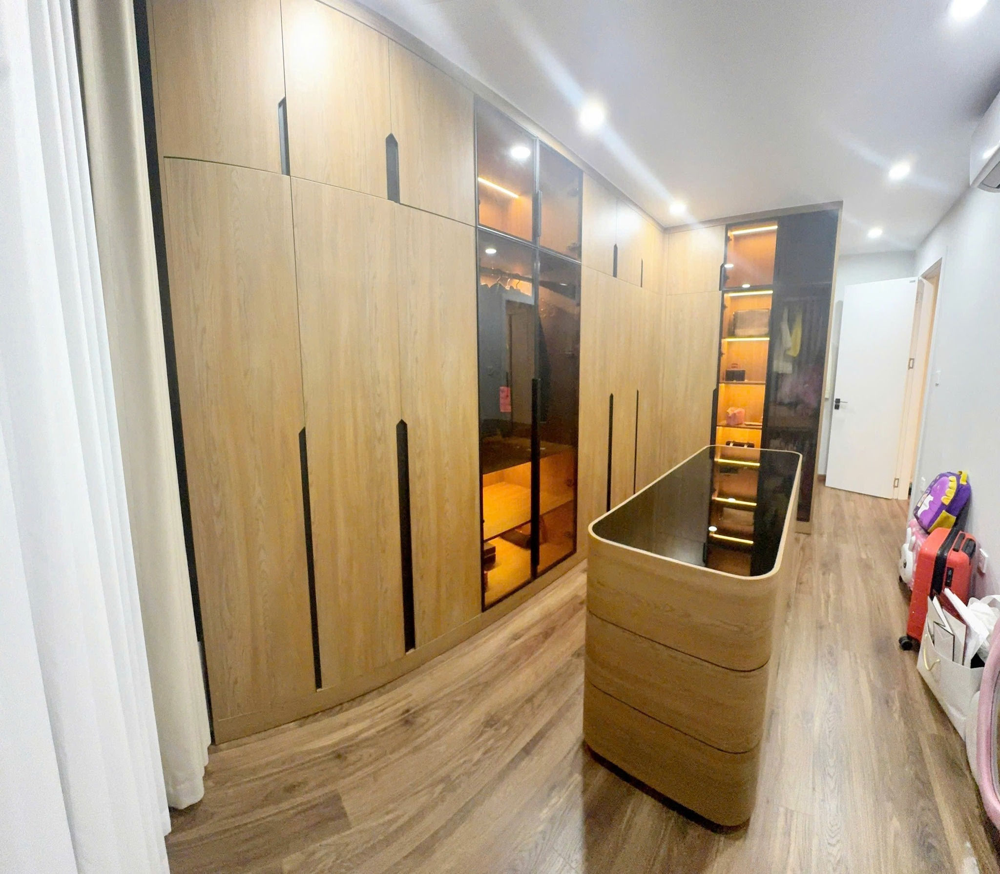 Bán nhà Xuân La, Tây Hồ, 6 tầng thang máy, ô tô vào nhà, khu dân trí cao, an ninh