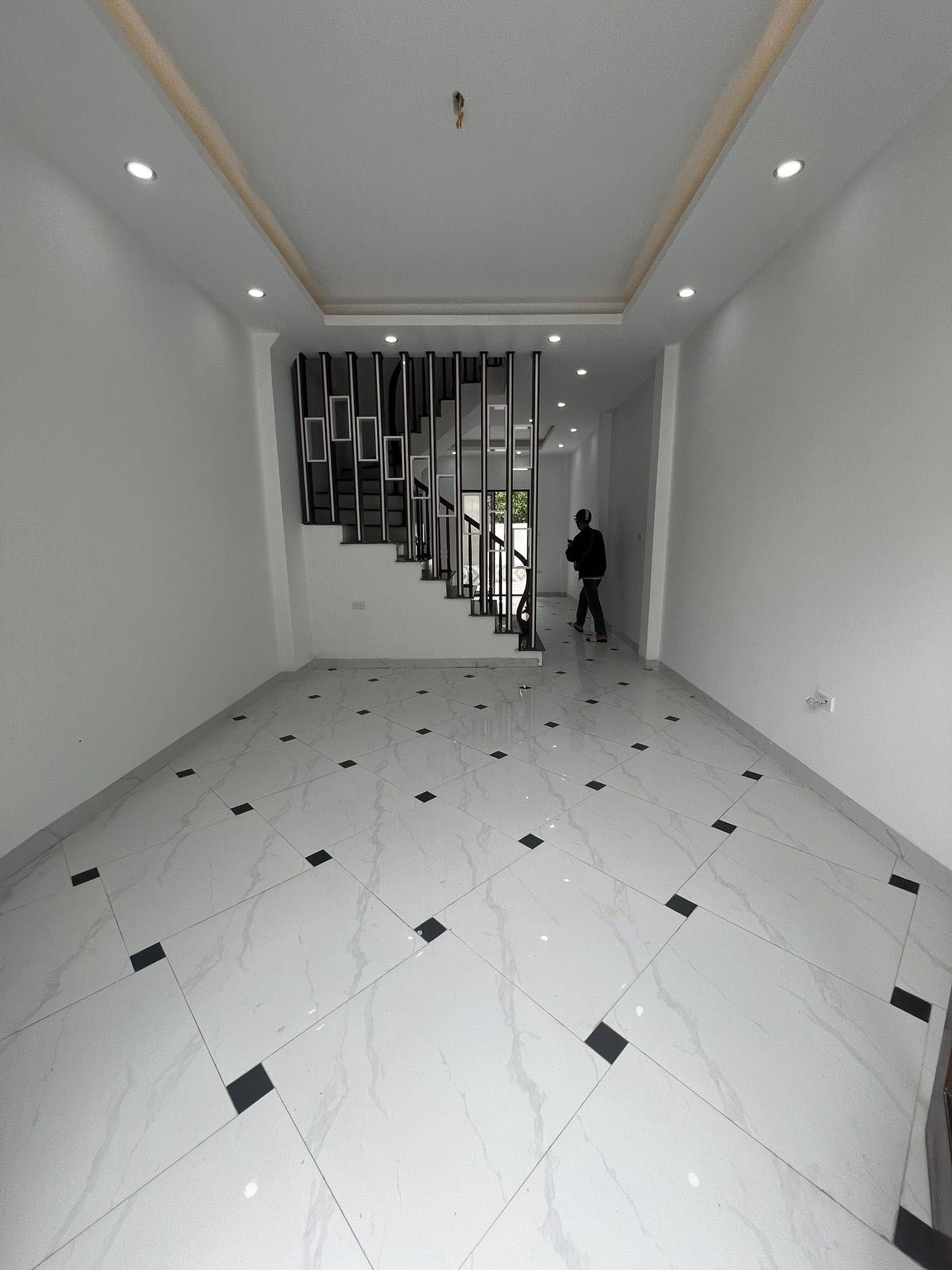 Bán nhà Yên Sở 41m2, 4 tầng, 4 ngủ, 2 mặt thoáng, trung tâm Hoài Đức giá 4 tỷ