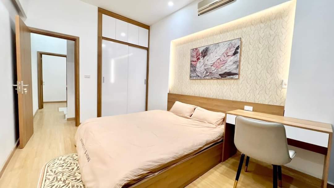 Bán nhà Lại Yên, Hoài Đức, 38m2 xây 4 tầng đầy đủ nội thất, đối diện trường Edison School