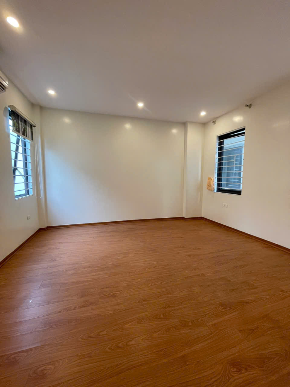 Bản sao của Chỉ 20m ra ô tô, nhà 4 tầng mới tinh, Phúc Lợi, Long Biên, ở ngay