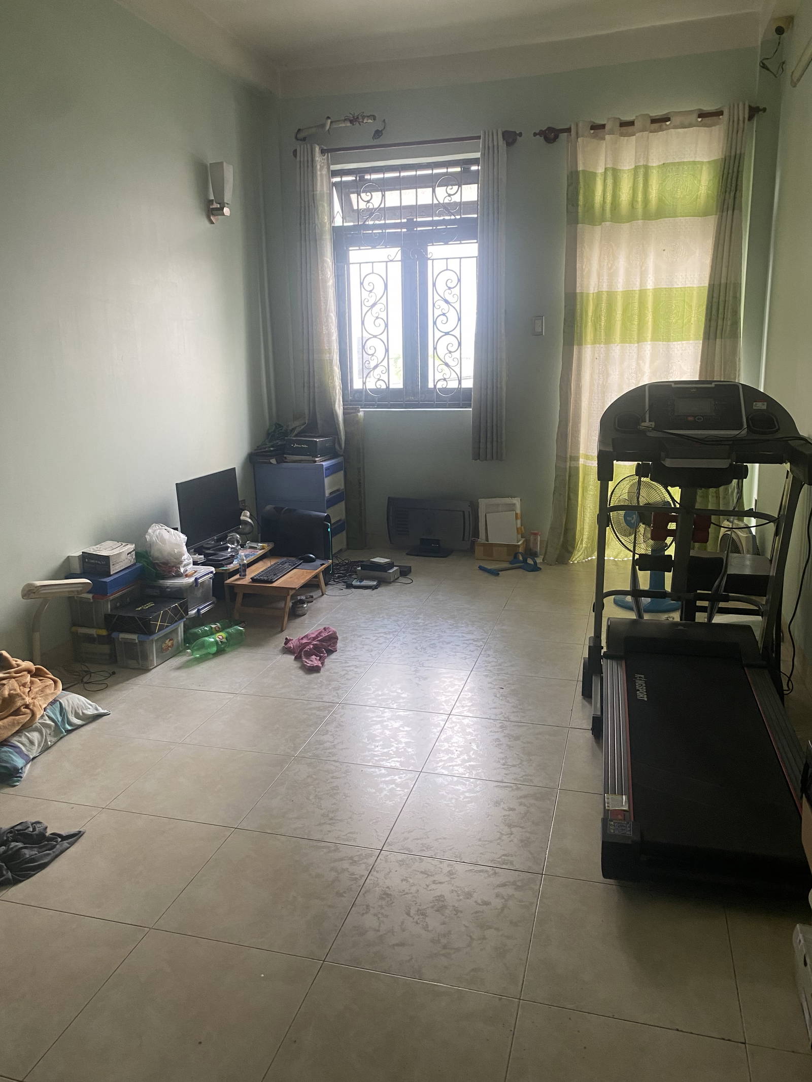 Mặt tiền xây 4 tầng, 6 ngủ, khu họ Lê, kinh doanh đỉnh, gần Nguyễn Sơn, giá 8,3 tỷ