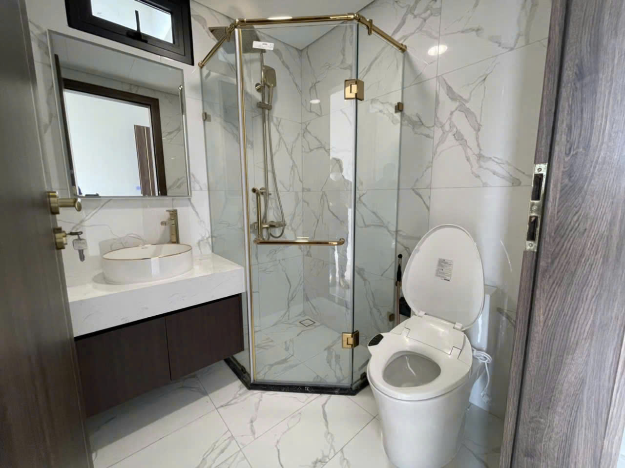 Bán gấp căn hộ Sunshine Sky City OT - 2 phòng ngủ - 2wc 70m2 - giá 3,15 tỷ