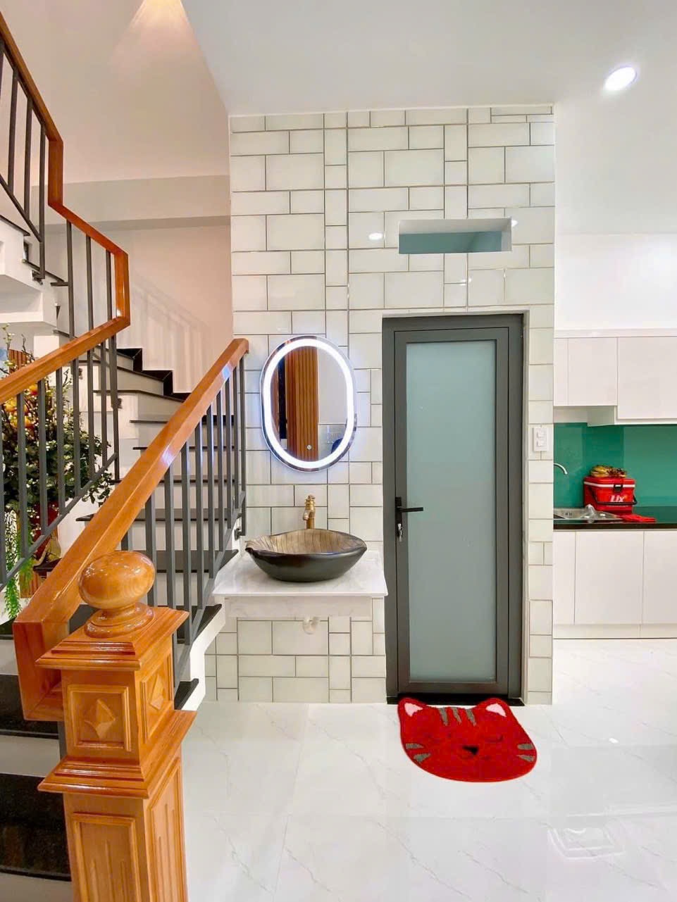 Bán nhà đẹp - chính chủ - kiến trúc hiện đại - vị trí đắc địa