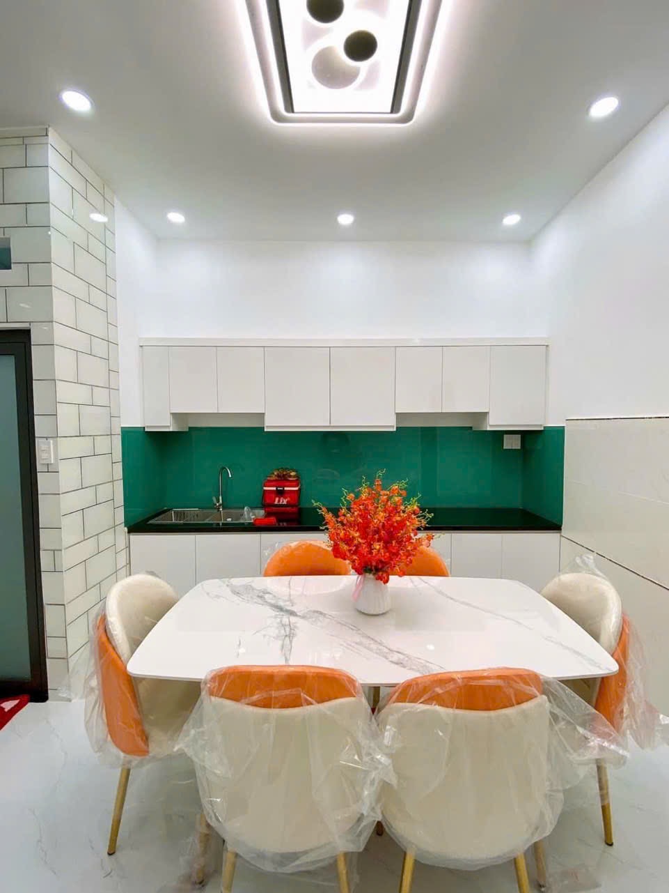 Bán nhà đẹp - chính chủ - kiến trúc hiện đại - vị trí đắc địa