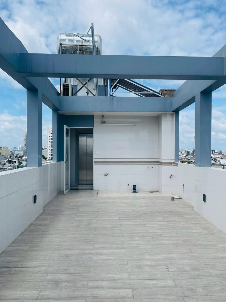 Bán nhà mặt phố phường Nhật Tân, 45m2 x 7 tầng thang máy, mới cứng, kinh doanh ngày đêm