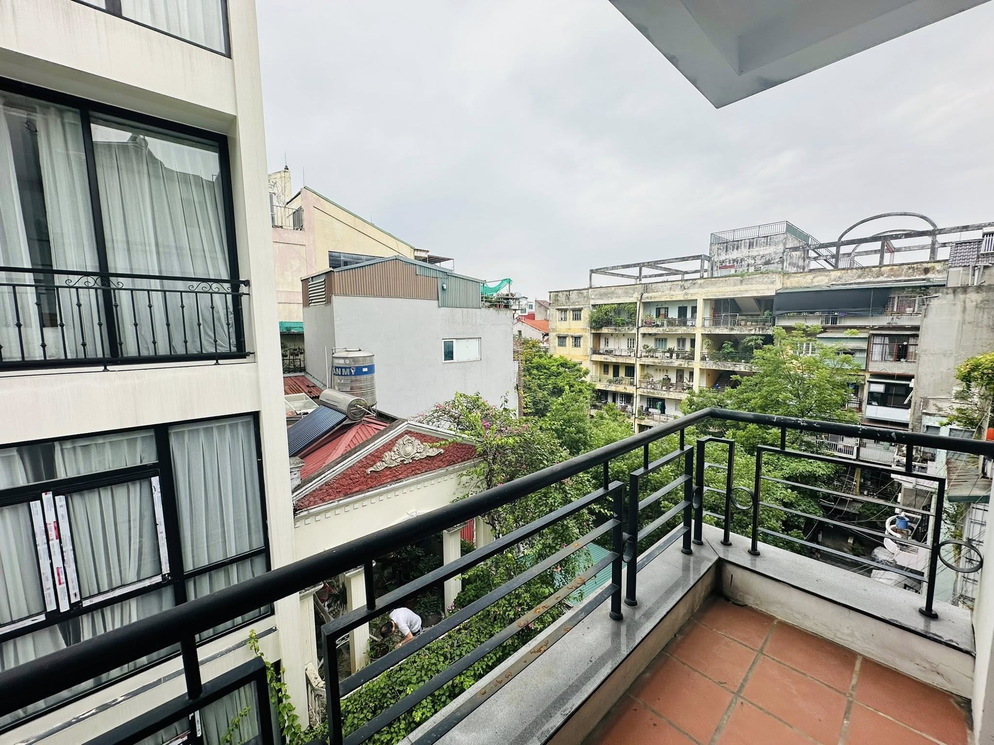 Nhà phố Linh Lang phân lô, 6 tầng thang máy, 2 mặt thoáng