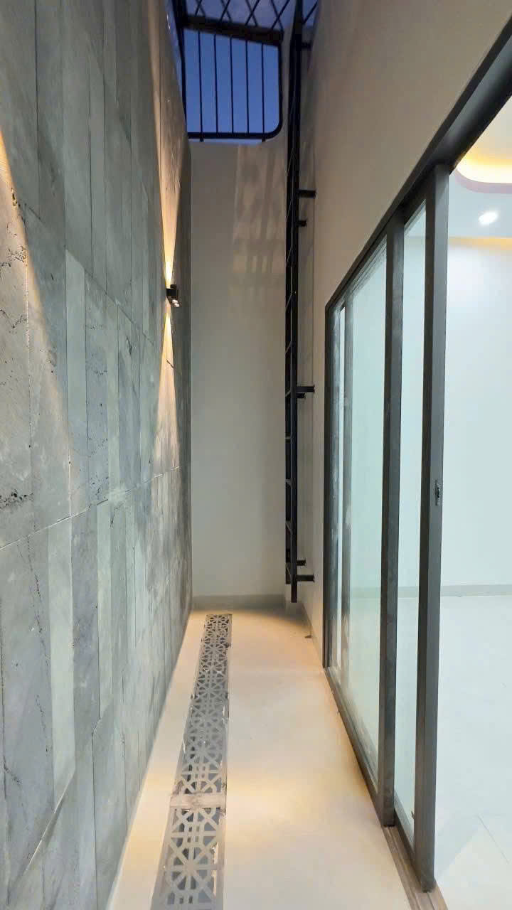 Bán nhà 1 trệt 1 lầu – gần trung tâm Bình Chánh