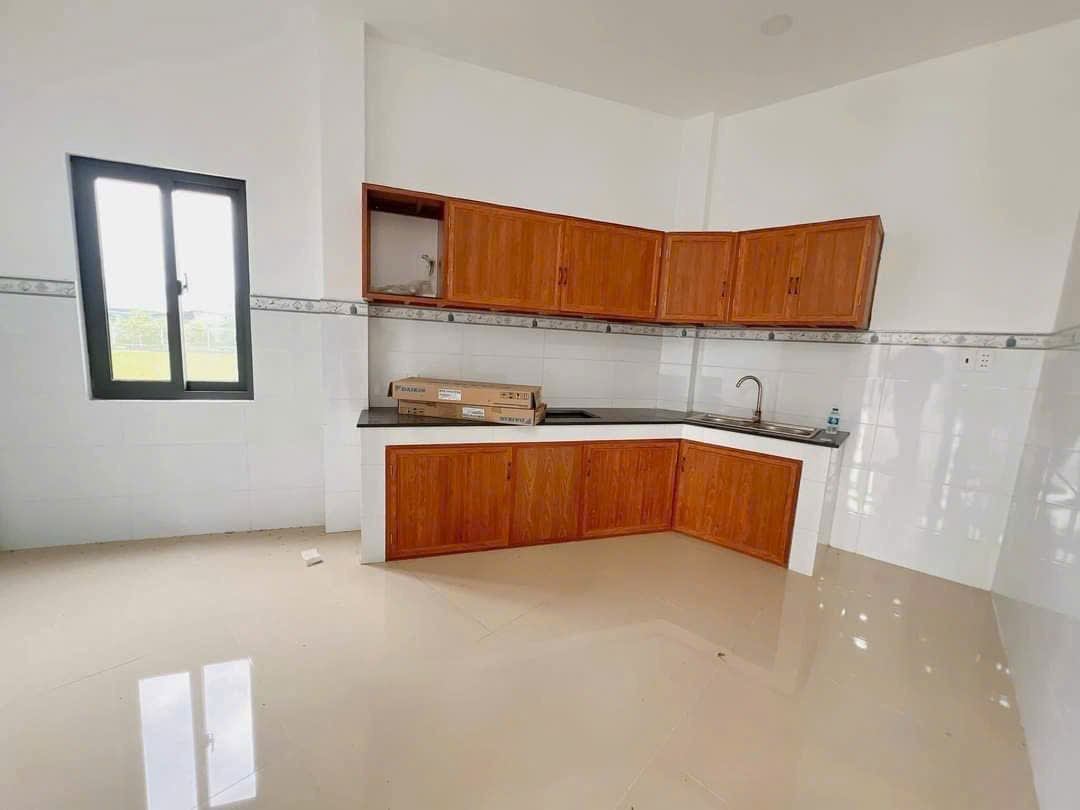 Cần bán nhà 1 trệt 1 lầu – khu vực Bờ Chùa, Bình Chánh – gần khu dân cư – giá tốt chỉ 1,3 tỷ