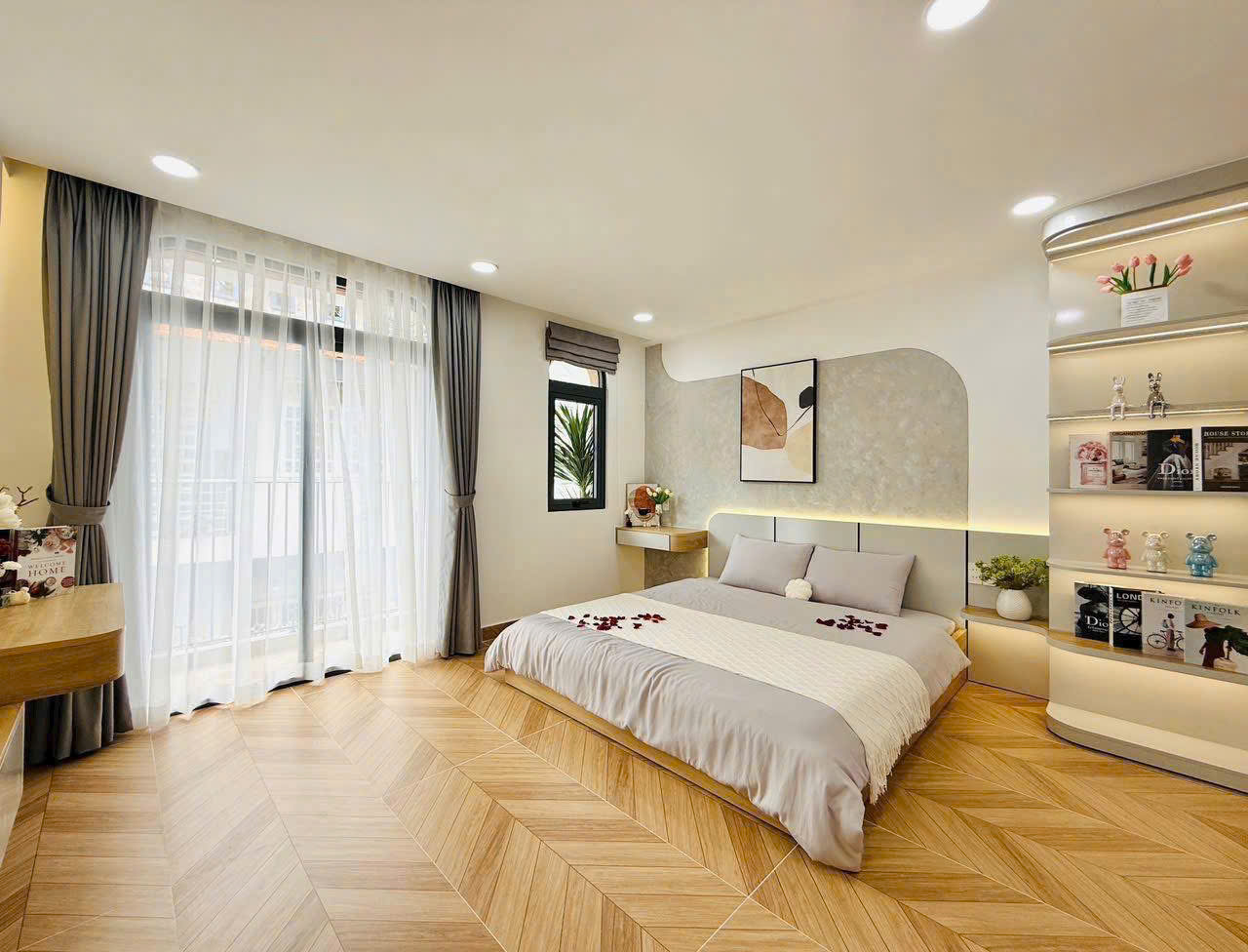 Cần bán nhà 1 trệt 2 lầu – gần khu dân cư trường học – giá cực tốt