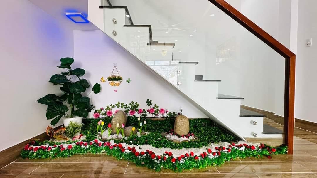 Bán nhà 1 trệt 1 lầu – gần chợ Bình Chánh