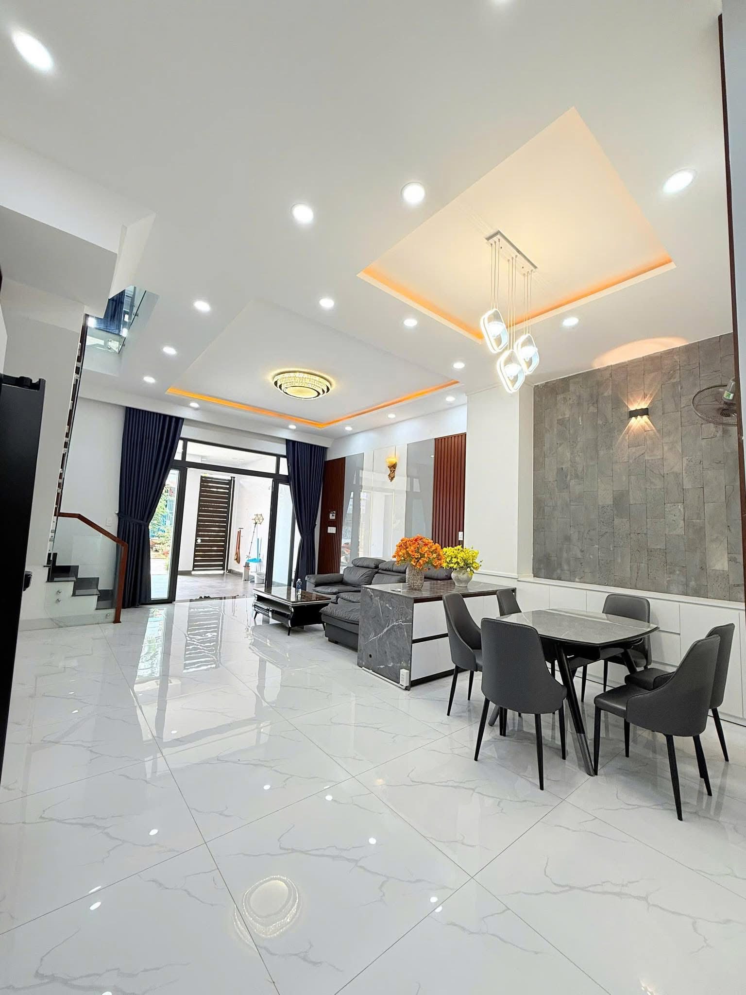 Bán nhà gấp – giá rẻ bất ngờ chỉ 1,5 tỷ