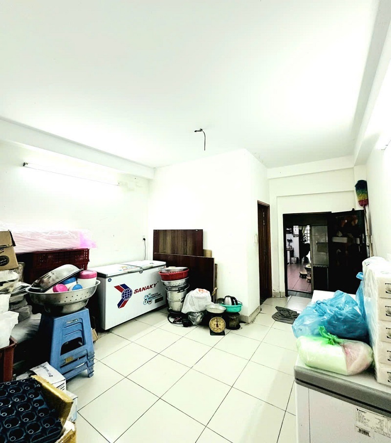 Bán nhà hẻm xe hơi Thành Thái, phường 14, quận 10, 54m2, 6 tầng, 8 phòng ngủ