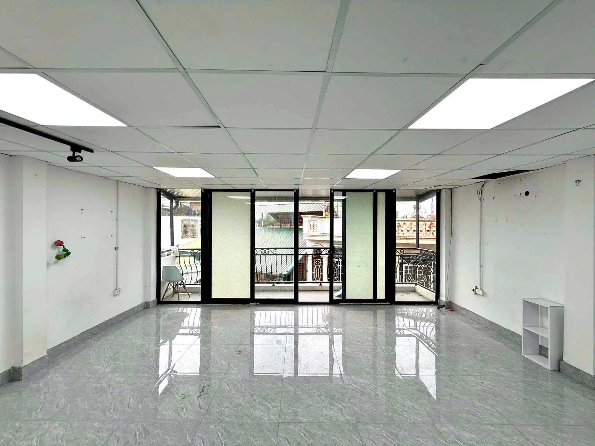 Bán nhà mặt ngõ ô tô đường Kim Mã - 70m2 - 6 tầng - thang máy