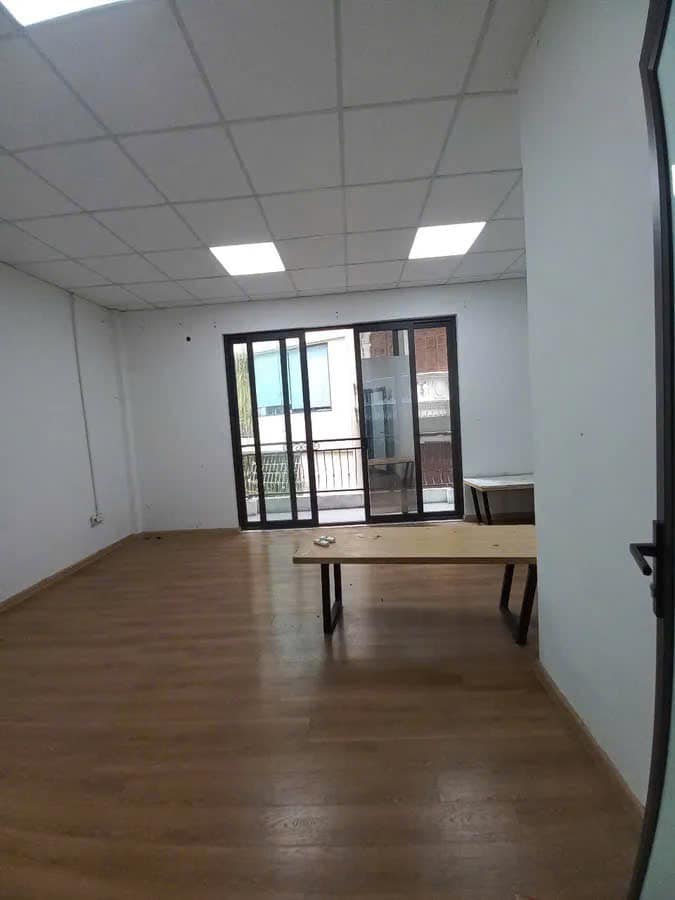 Bán nhà mặt ngõ ô tô đường Kim Mã - 70m2 - 6 tầng - thang máy