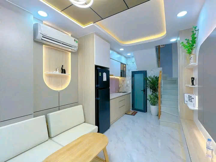 Bán lỗ nhà Hoàng Hoa Thám, Tân Bình, giá 2,66 tỷ, 60m2, sang tên mua bán nhanh, hẻm xe hơi 6m
