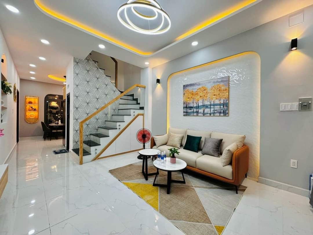 Siêu hot nhà Phạm Văn Chiêu, Gò Vấp. Giá 2,77 tỷ, 52m2, hẻm xe hơi rộng 6m, sổ riêng mua bán nhanh