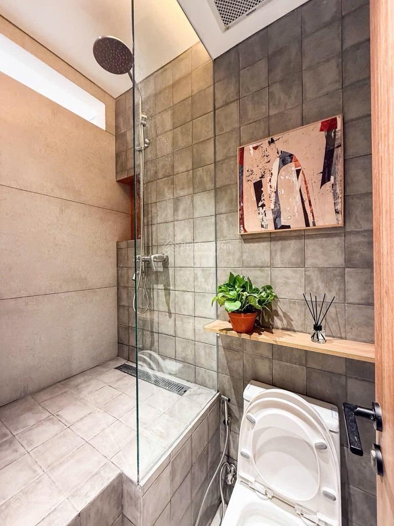 Bán gấp nhà Bình Thạnh cạnh quận 1, vị trí tốt di chuyển trung tâm