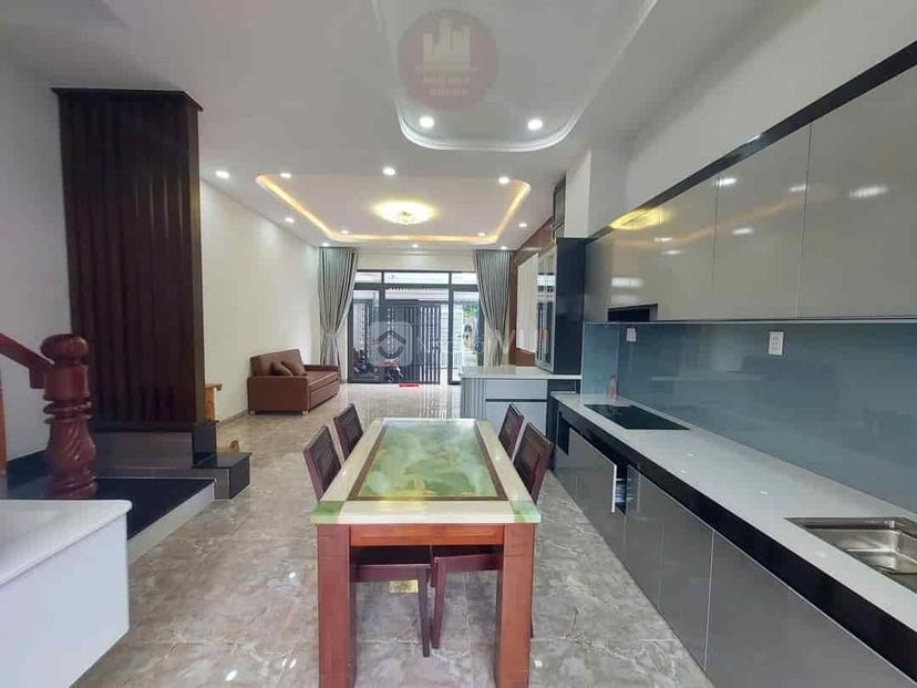 Nhà đẹp cần chủ đường Lê Thúc Hoạch, Tân Phú, diện tích 37,2m2, giá 2,05 tỷ