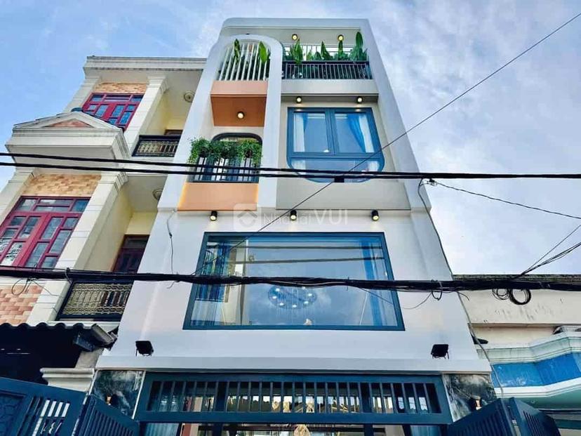 Nhà 64m2 Trần Hữu Trang, phường 10, Phú Nhuận, giá 3,35 tỷ gần chợ Ga, sổ sẵn