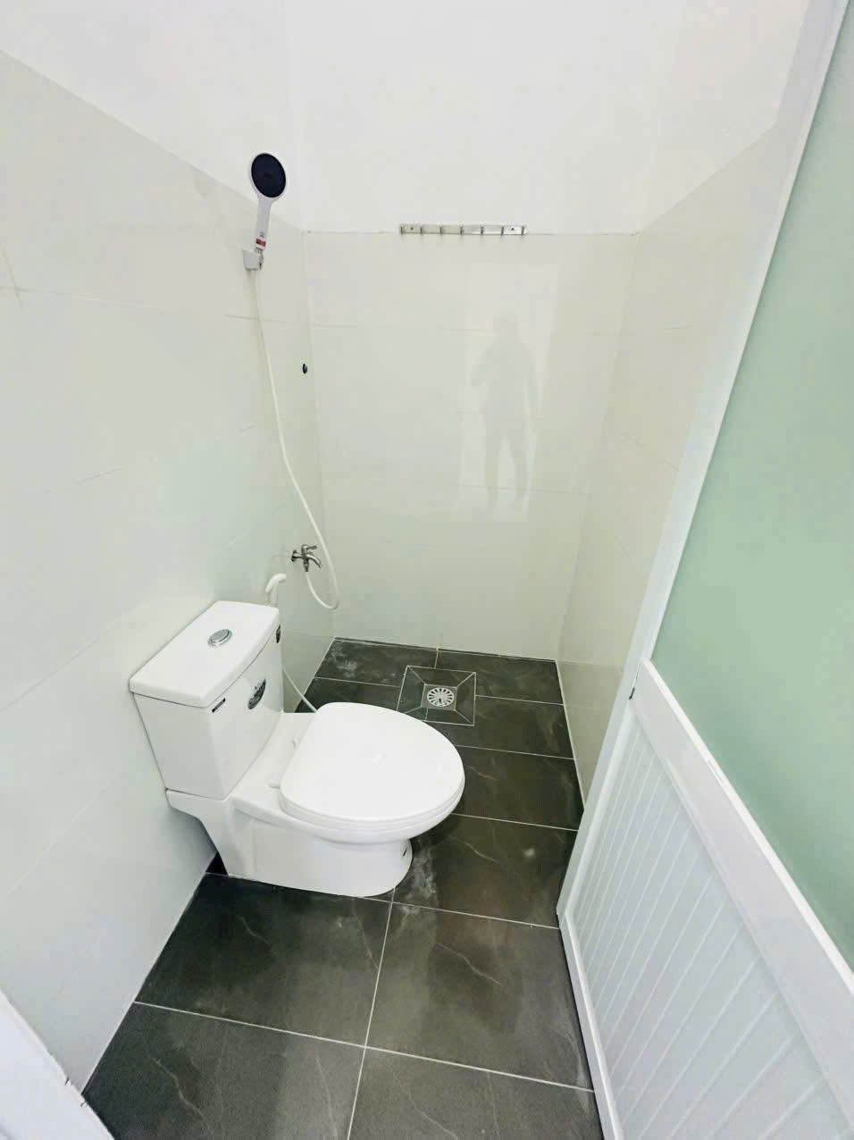 Cho thuê nhà trệt mới 80m2, khu dân cư Hồng Loan 6A, Cái Răng, Cần Thơ, giá 7 triệu/ tháng