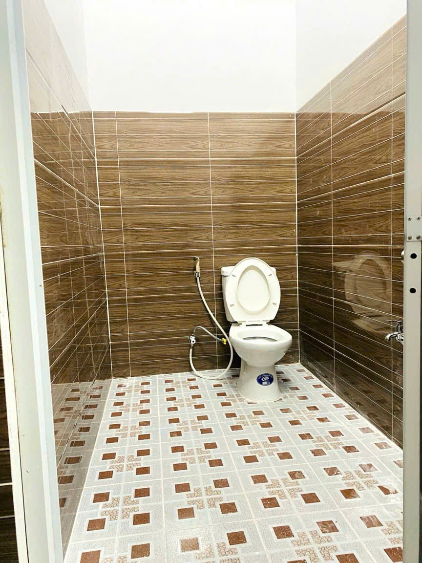 Cho thuê nhà trệt, rộng mát, 2 mặt tiền, Hưng Phú, Cần Thơ