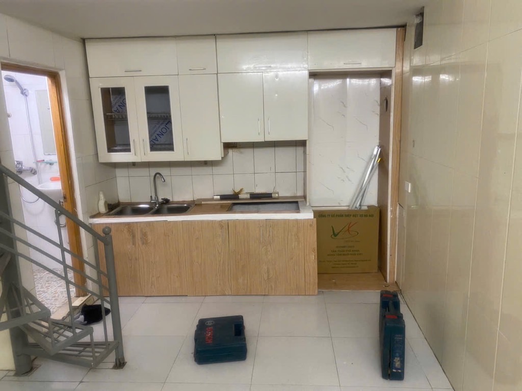 920 triệu bán nhà ngõ 13 Lĩnh Nam, 2 tầng, 20m ô tô tránh, Hoàng Mai