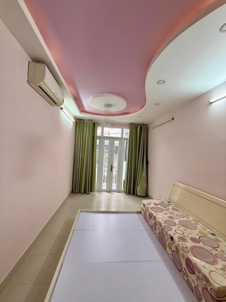 Phòng Ngủ 2 Nhà Đẹp Phường Hoà Hưng gần HXH