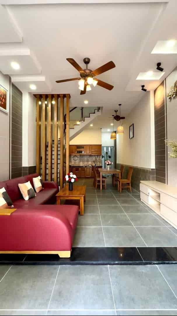Siêu phẩm 2,15 tỷ, nhà 43m2 đường Trần Bình Trọng, phường 5, Bình Thạnh