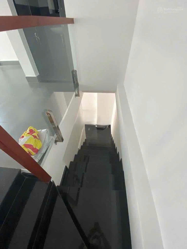 Cho thuê nhà nguyên căn mặt tiền – Phan Đăng Lưu, Phú Nhuận – vị trí đắc địa