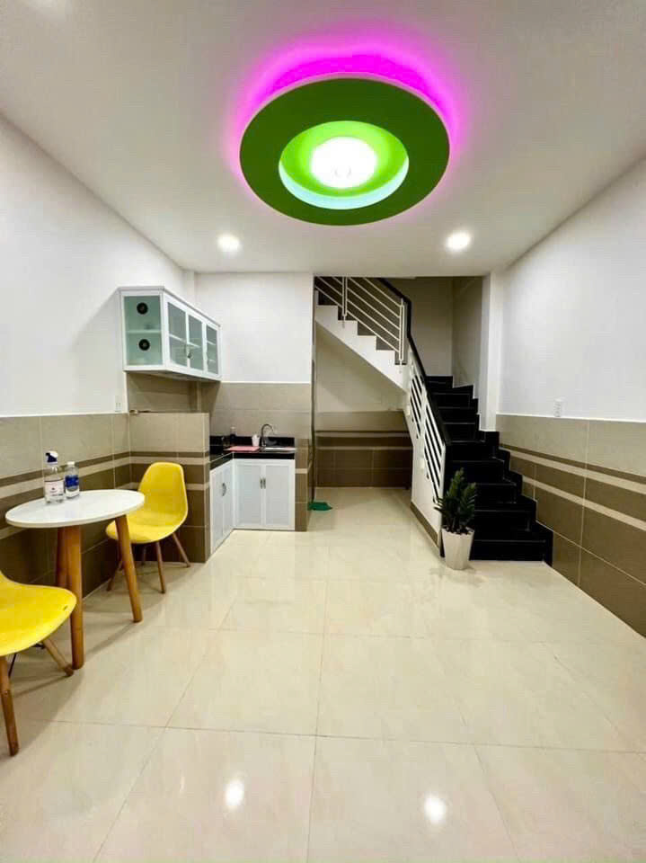 Cho thuê nhà nguyên căn – giá rẻ, gần trung tâm – Bình Thạnh