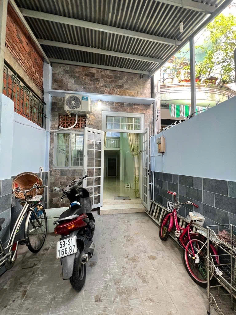Nhà nguyên căn 381 Phan Văn Trị Bình Thạnh, trệt lửng 2 giá 8,5 triệu/tháng