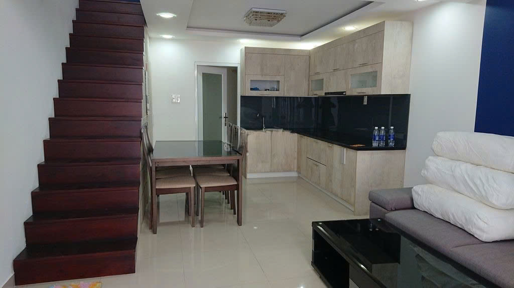 818 Xô Viết Nghệ Tĩnh, Bình Thạnh trệt lửng 2 phòng ngủ vào ở liền, giá 12 triệu/tháng