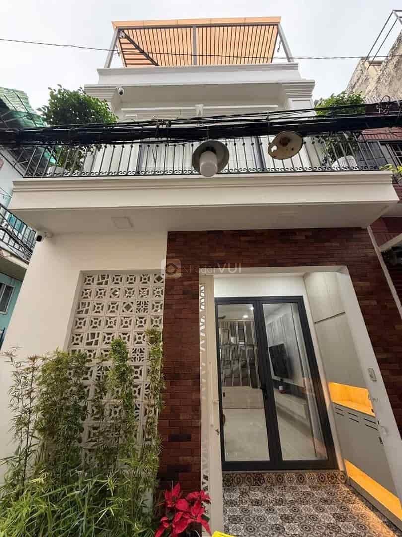 Hạ giá còn 2,45 tỷ sở hữu nhà 34m² đường Nguyễn Đình Chiểu, phường 4, quận 3, xây 3 tầng