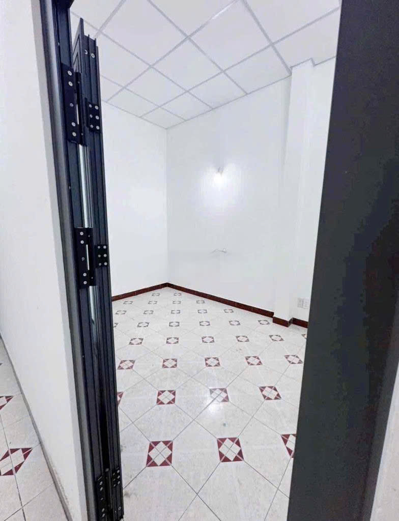 2A Phan Đăng Lưu, Phường 3, Bình Thạnh (4x21m) 5 tầng suốt, 5 vệ sinh - giá 38 triệu/tháng