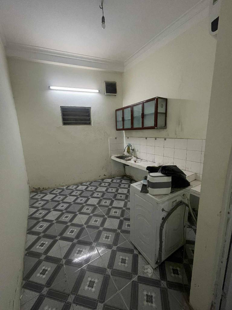 Nhà phố Ngọc Khánh – vị trí đẹp – ngõ rộng – nhà chắc chắn – 36m2 – 3 tầng – 8 tỷ