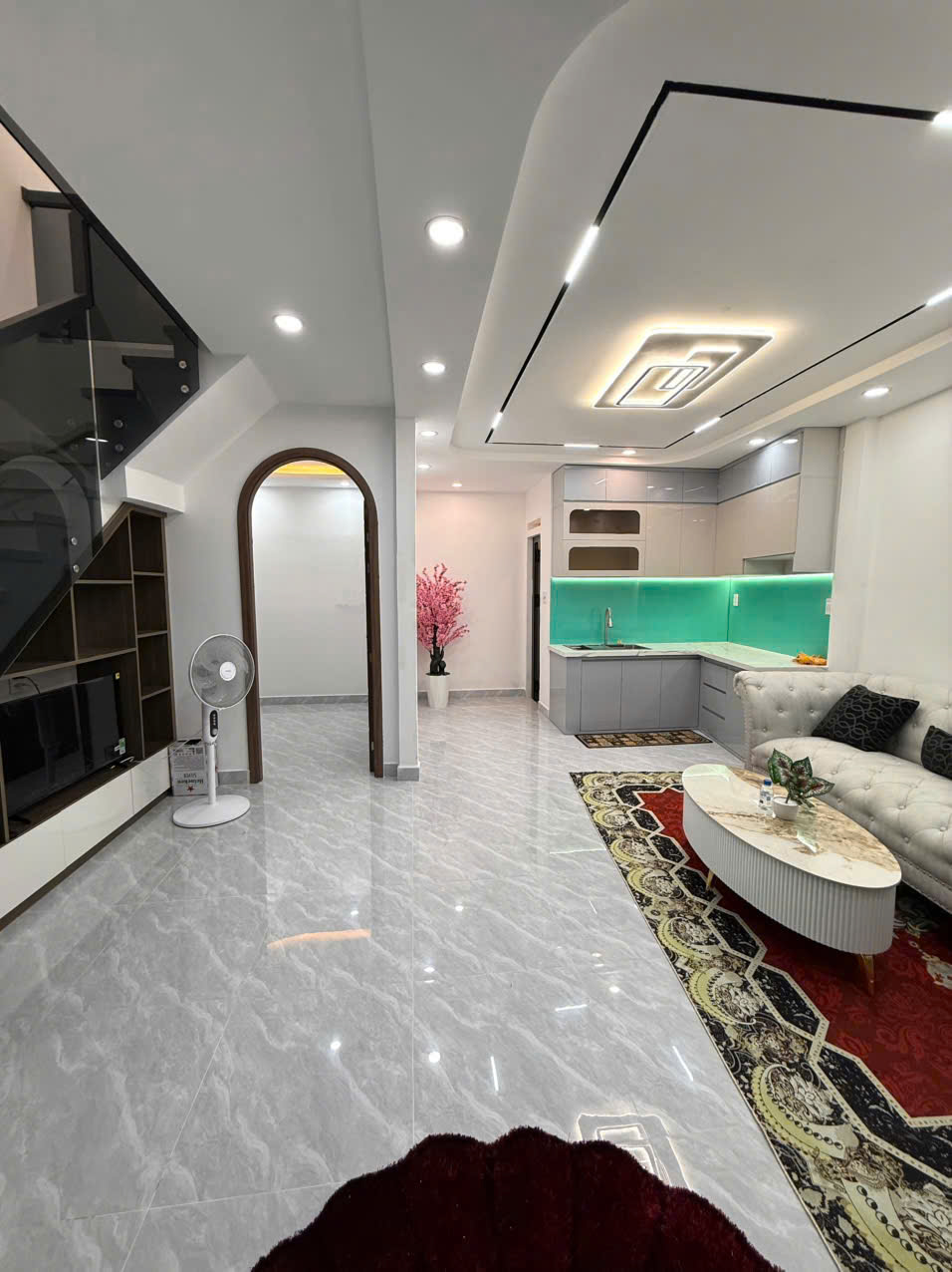 Gần Âu Cơ, 35m2 nở hậu, 3 ngủ, mới keng, chỉ 4,75 tỷ, dọn vào ở ngay