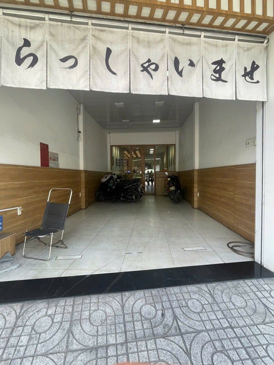 Cho thuê mặt bằng 140m² mặt tiền 61 Phan Huy Ích, phường 15, quận Tân Bình