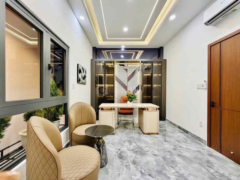 Chủ nhà ký gửi nhà hẻm xe hơi 6m nội thất đầy đủ, 3,2 tỷ, diện tích 59,5m2 Nguyễn Văn Lượng