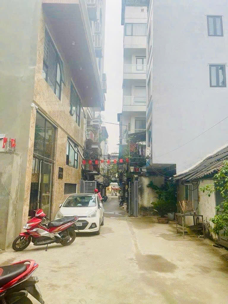 Siêu phẩm nhà đẹp Đội Cấn – hiếm có khó tìm - 4 tầng – mặt tiền 3.5m – ô tô đỗ cổng