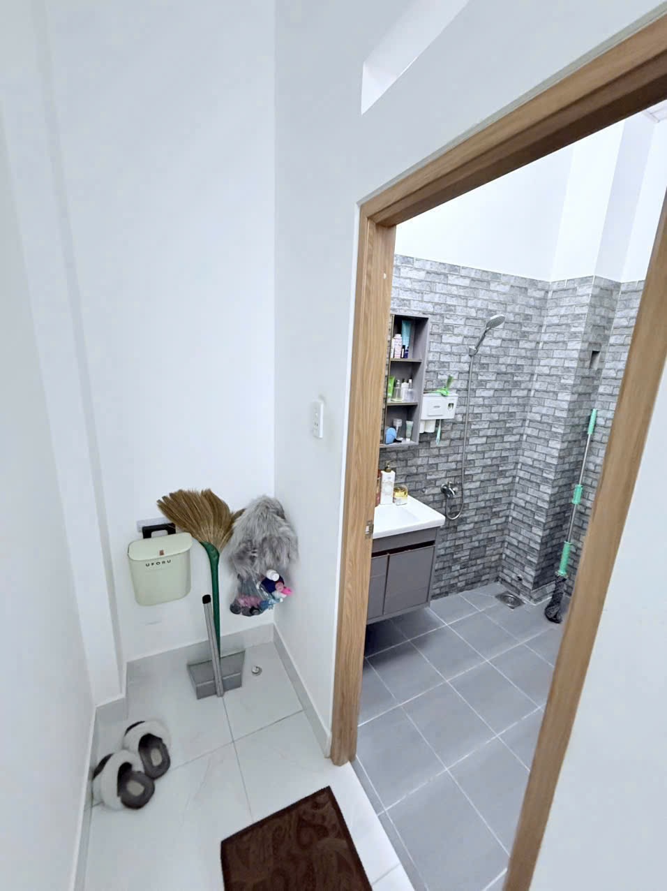 Bán nhà Bình Tân, diện tích 32,2m2, 1 phòng ngủ giá 1,7 tỷ gần Aeon Mall