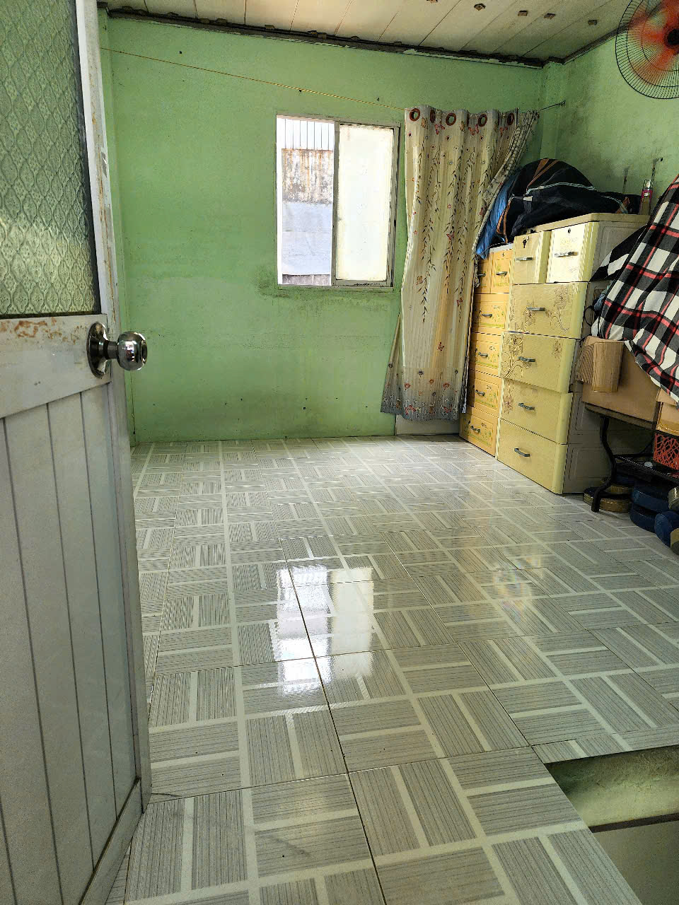 Chính chủ bán nhà quận 1 dưới 2 tỷ, nhà 3 tầng, 3 phòng ngủ giá 1,95 tỷ