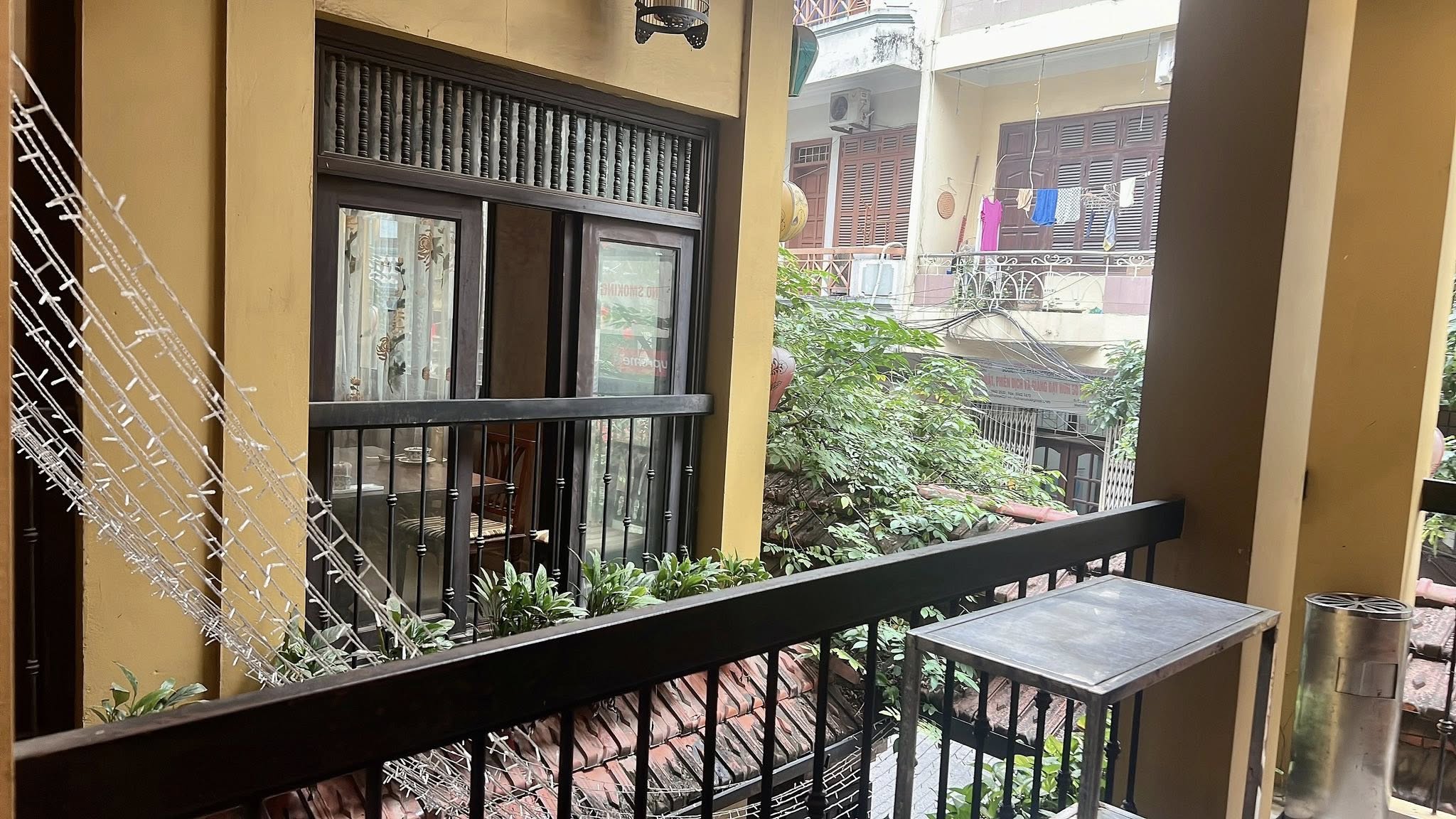 Bán biệt thự phố Đội Cấn, 140m2, 4 tầng, mặt tiền 11m, gara ô tô, kinh doanh