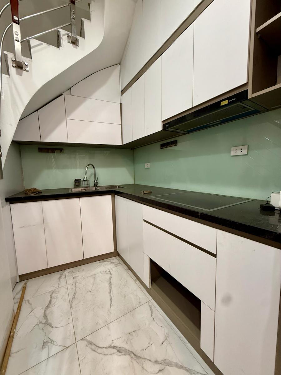 Nhà mới siêu đẹp hàng hiếm phố Đội Cấn