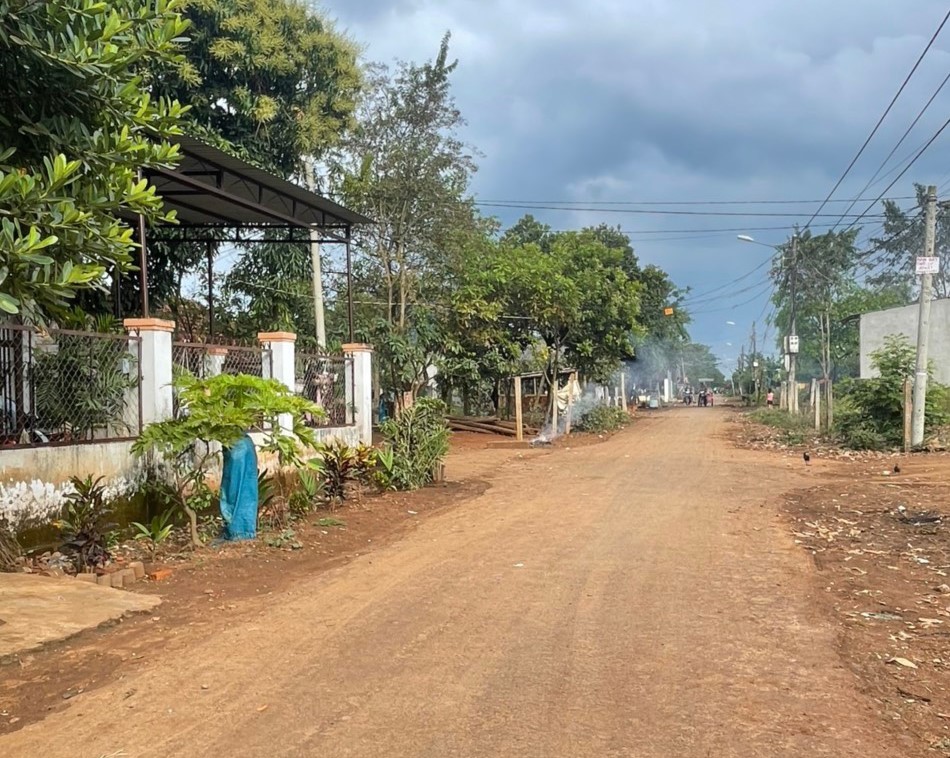 Bán đất 5x47m, 100m2 thổ cư, gần tiện ích tại Buôn Ma Thuột