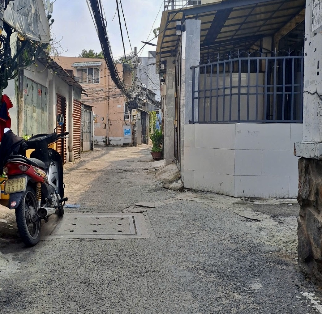 Quang Trung nhà đẹp 40m2, chỉ 2 tỷ vào ở ngay