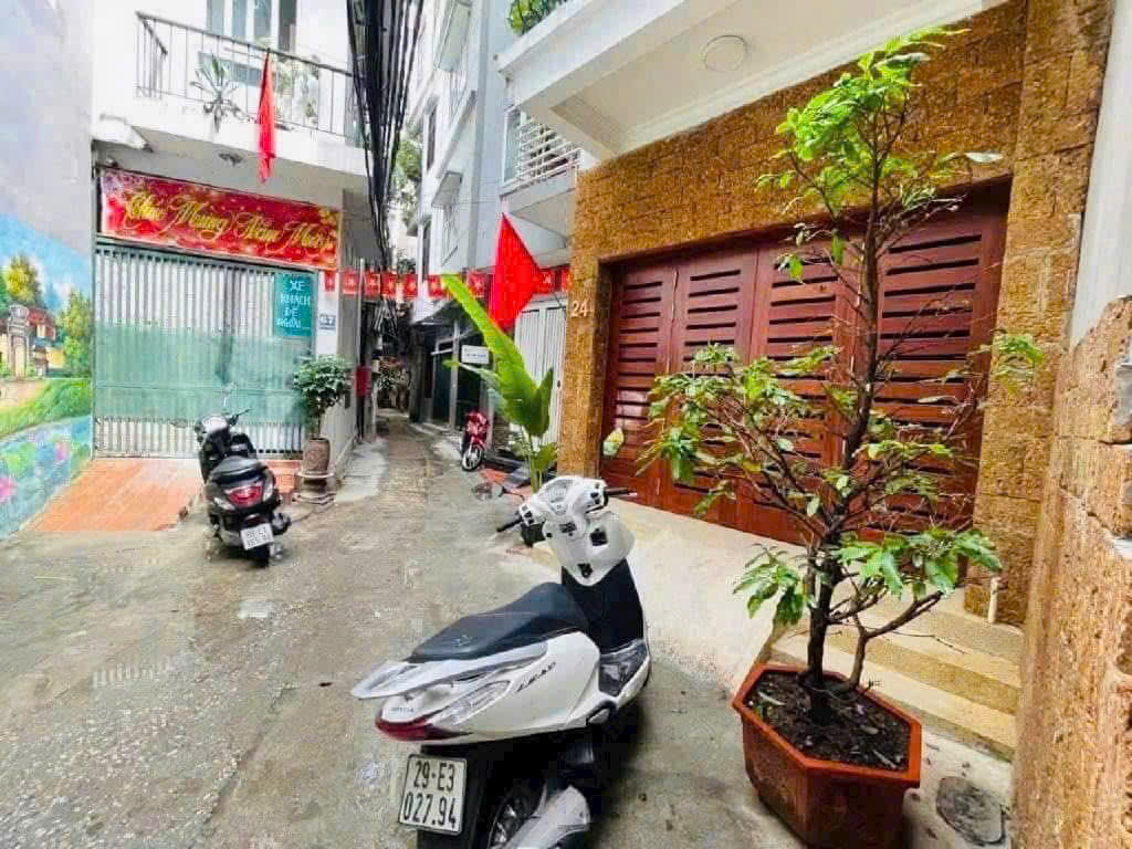 Nhà Ngọc Hà, vừa ở vừa khai thác dòng tiền 60m², 6 tầng thang máy, 11 phòng khép kín