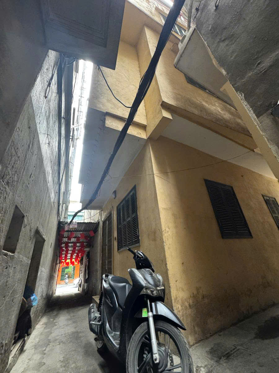 Nguyễn Trường Tộ cách phố 5m lô góc thoáng mặt tiền 5m, 4 tầng, 13,9 tỷ