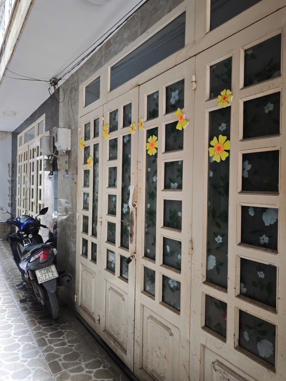 Bán nhà 1 trệt 1 lầu đối diện Vạn Phúc City, Thủ Đức chỉ 850 triệu