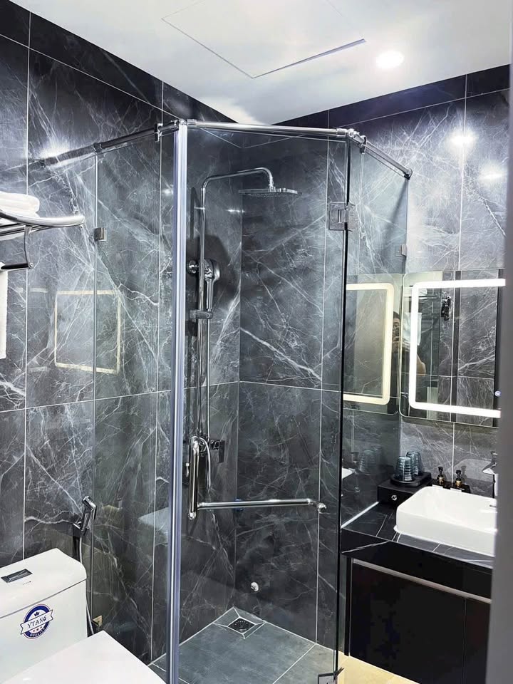 Chính chủ bán căn duplex 2 tầng 3 ngủ 96,5m2 chung cư Dragon Castle Bãi Cháy, Hạ Long - Ngay cạnh TTTM Aeon Mall Cái Lân