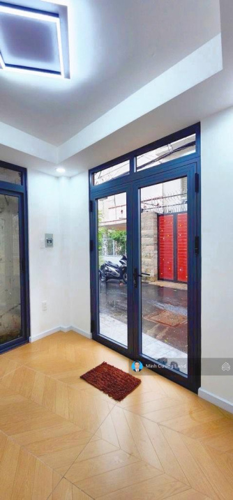 Bán nhà đẹp Nguyễn Văn Đậu, Bình Thạnh, 2 tầng bê tông cốt thép, hẻm xe hơi